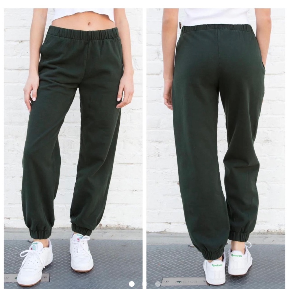 Brandy Melville Dark Green Rosa Sweatpants